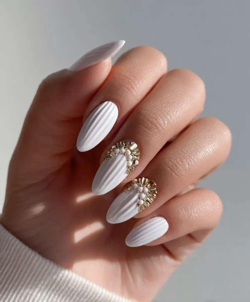 Sculptural 3D Accents