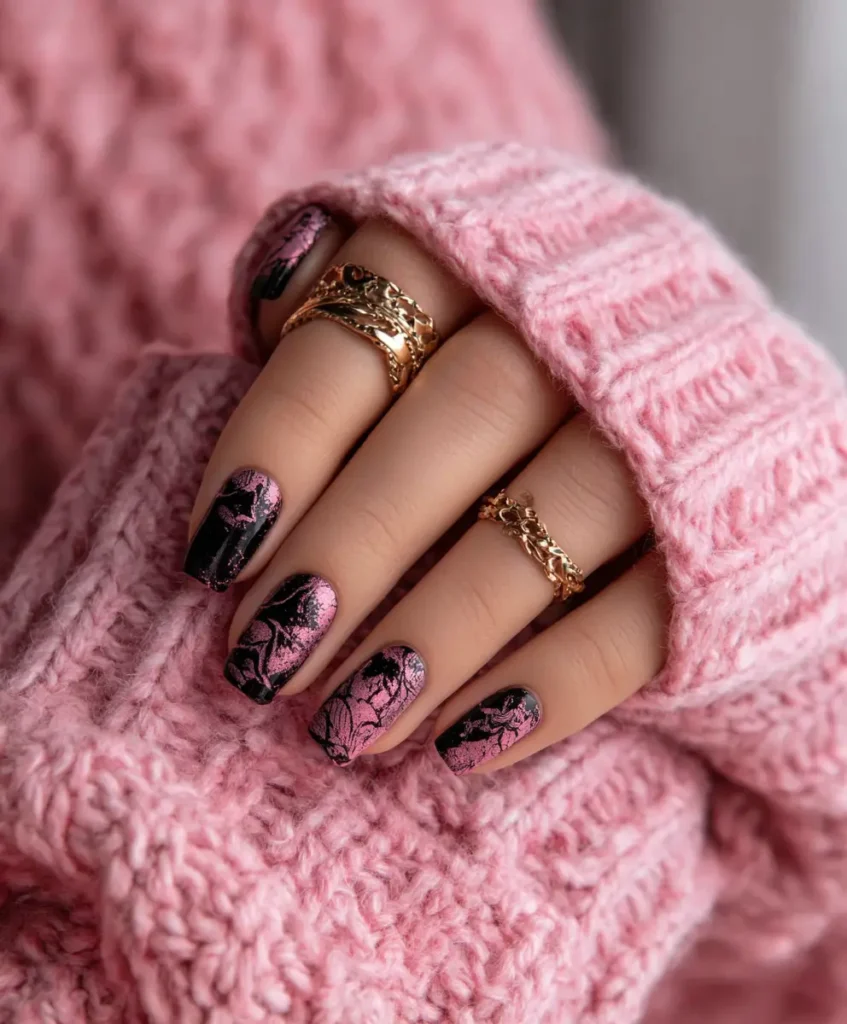 Velvet Cat-Eye Nails